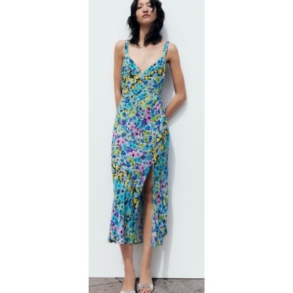 NWOT ZARA Floral Print V-Neck Midi Dress, Med $89 C14 - Picture 4 of 13